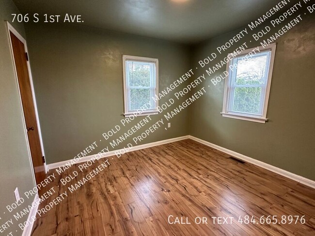 Building Photo - 706 S 1st Ave