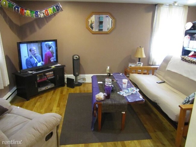 Building Photo - 1 br, 1 bath  - 108 Allston St # C