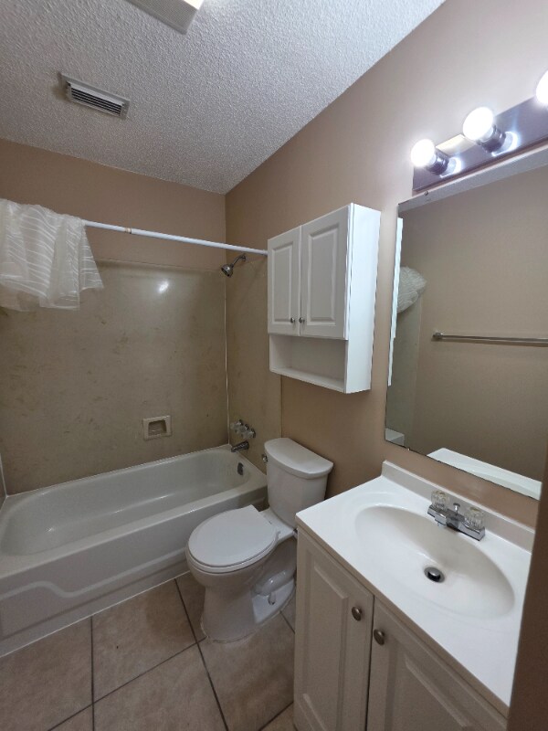 Building Photo - 4780 Pontchartrain Dr