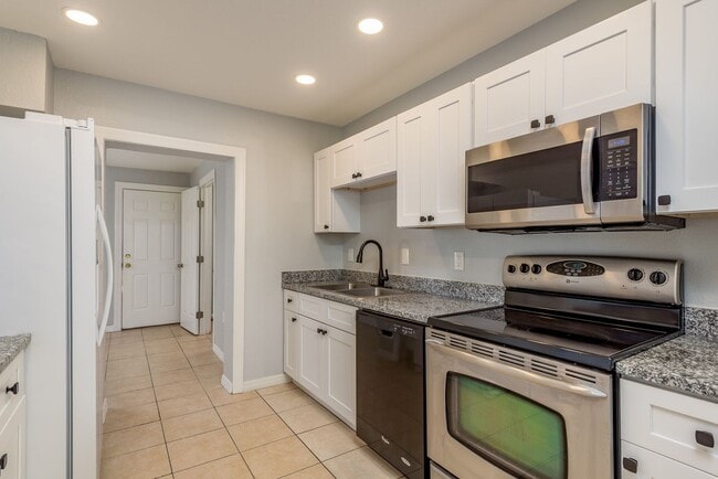 Building Photo - 120th Street