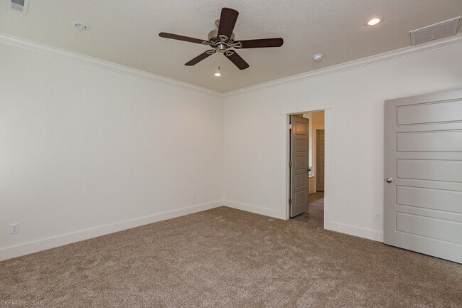 Building Photo - ***1531 Abbey***