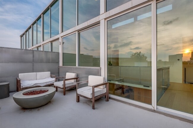 Building Photo - 4626 Coles Manor Pl