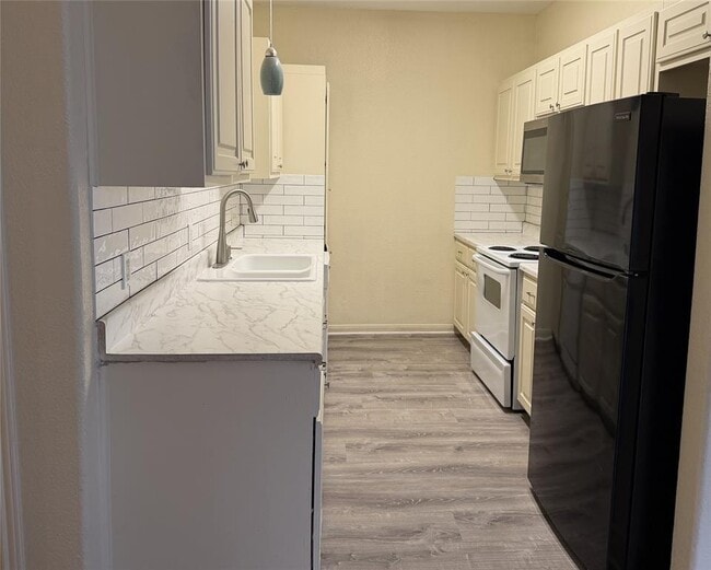 Building Photo - 1814 State Hwy 95