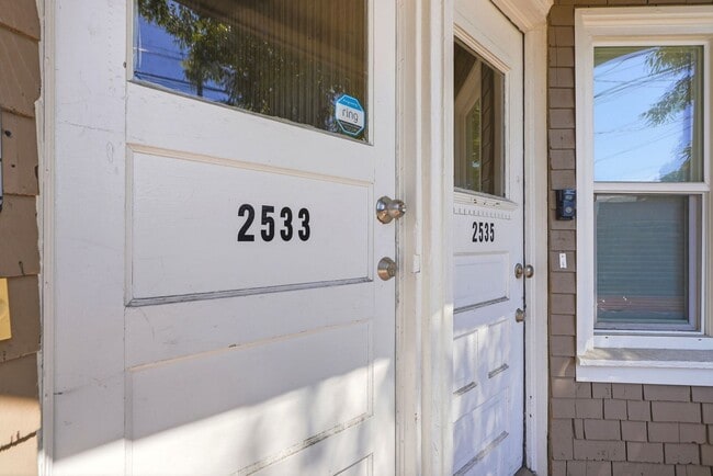 Building Photo - 2535 Filbert St