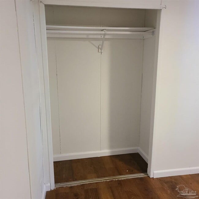 Building Photo - 1111 Mills Ave