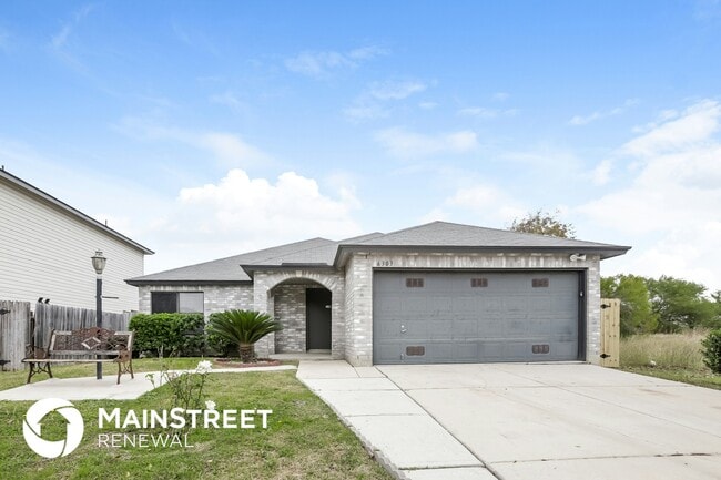 Building Photo - 6303 Beech Trail Dr
