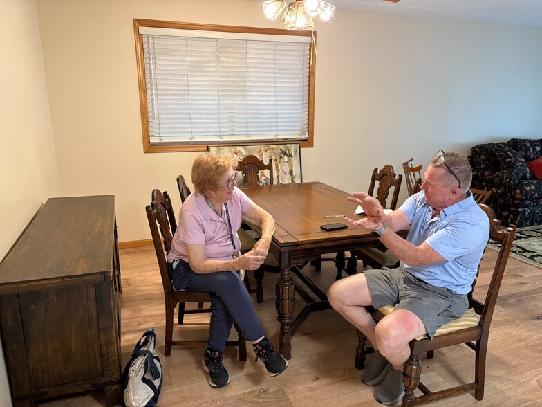 Dining room - 3121 S Harlem Ave