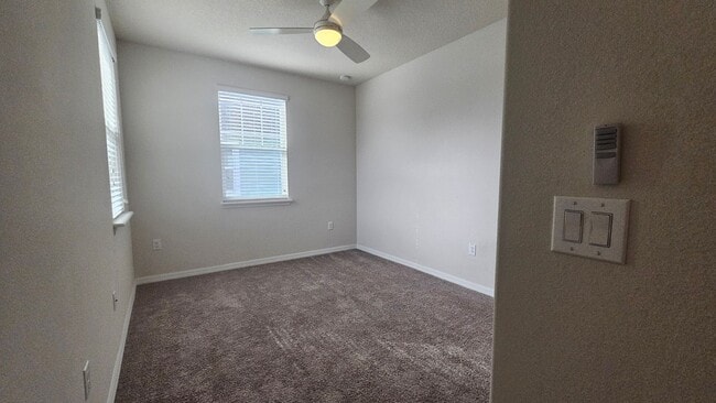 Building Photo - Immaculate Home in Guard Gated Community with Resort Style Amenities