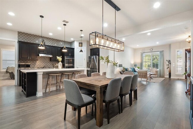 Building Photo - 225 Escarpment Wy