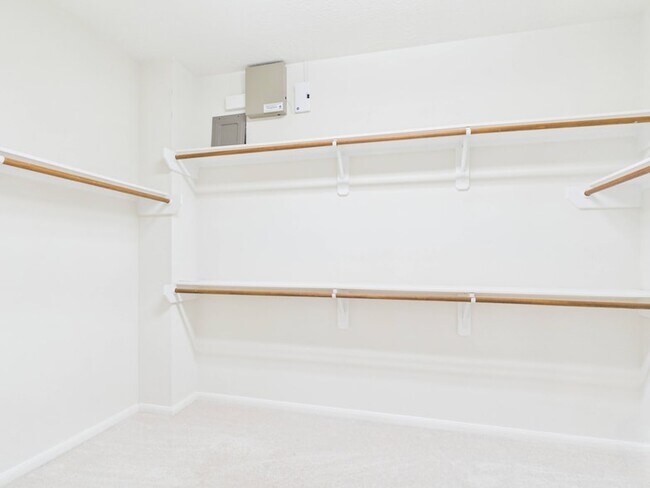 Building Photo - 4702 Rolling View Ct