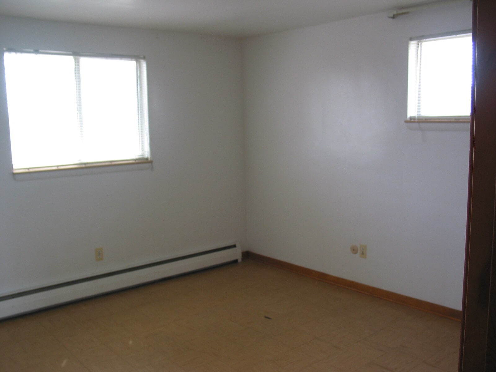 Building Photo - 461 Alberta Dr