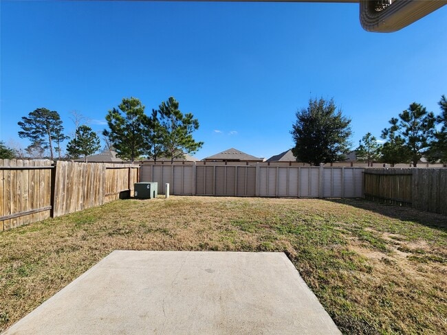 Building Photo - 22527 Cloverland Field Dr