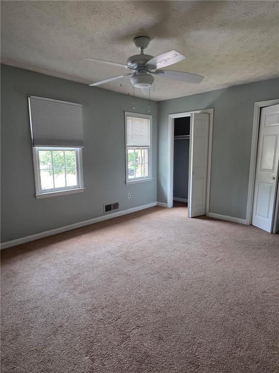 Building Photo - 876 Indian Lake Dr NW