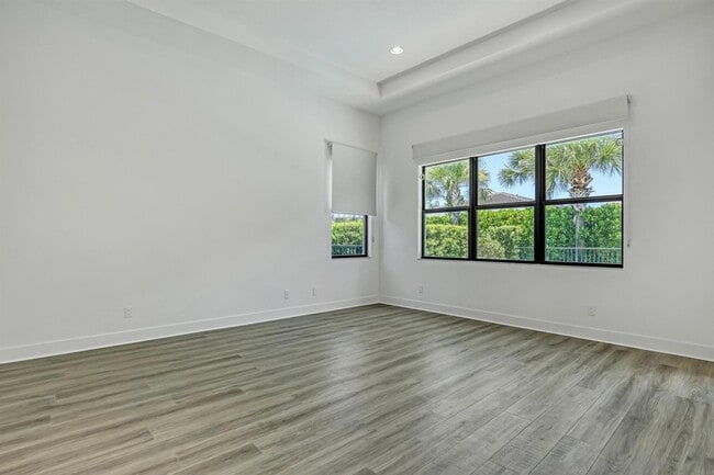 Building Photo - 13501 Artisan Cir