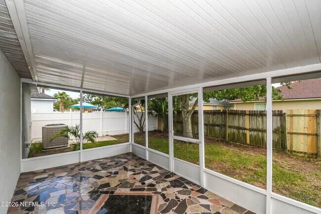 Building Photo - 7336 Lawn Tennis Ln