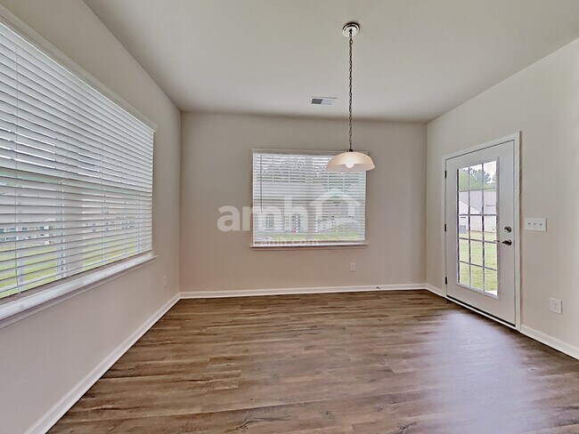 Building Photo - 2410 Abundance Ln