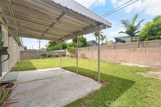 Building Photo - 17551 Misty Ln