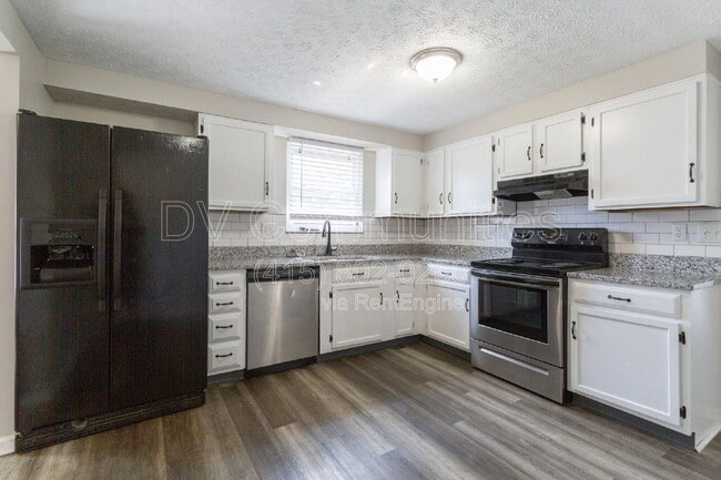 Building Photo - 2411 Blue Rock Blvd