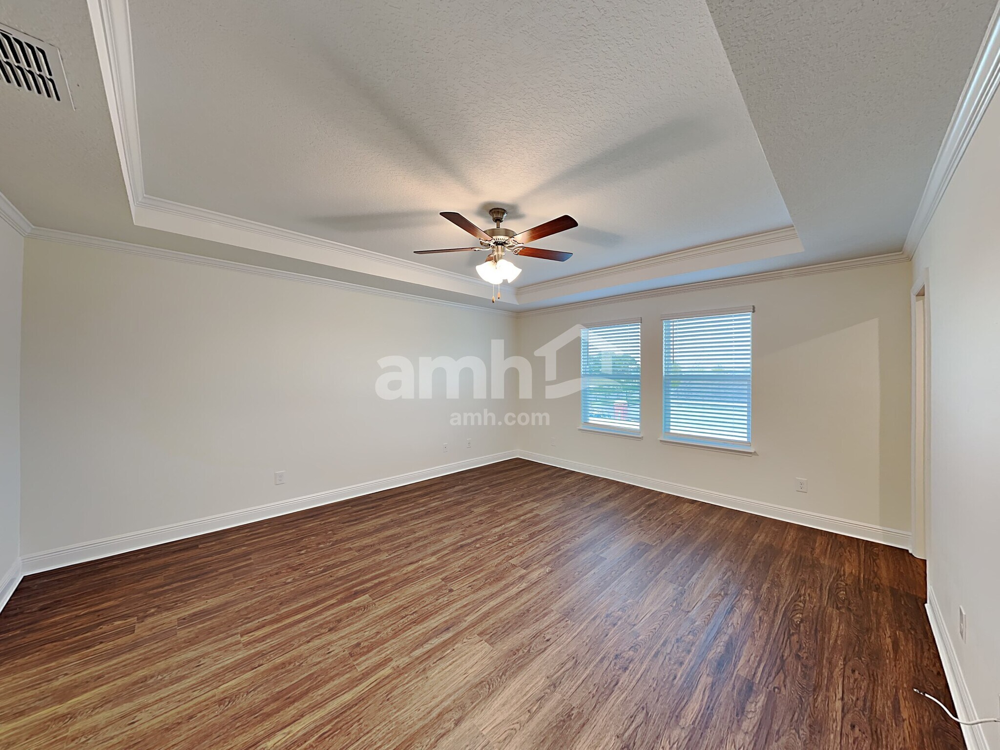 Building Photo - 815 Heavenly Dr