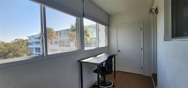 Building Photo - 8075 112th St N