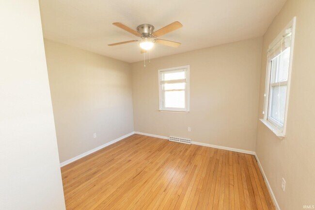 Building Photo - 1506 S Nancy St