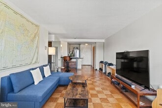 Building Photo - 1301 Delaware Ave SW