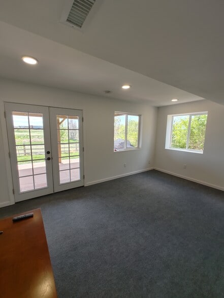 Building Photo - 10593 Joplin St