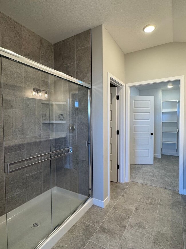 Building Photo - {31750} Brand New Ranch Home + 3 Car Garage + Unfinished Basement