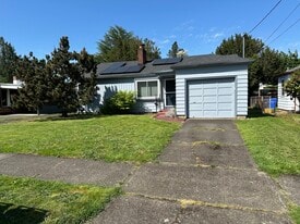 Building Photo - 5105 SE 51st Ave