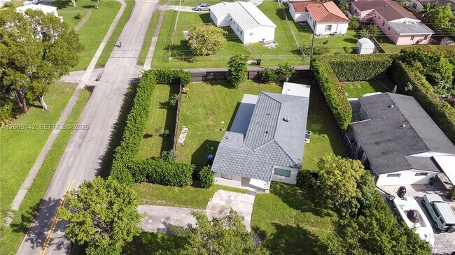 Building Photo - 1801 NE 173rd St