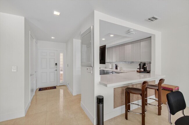 Building Photo - 130 Andrews Ave