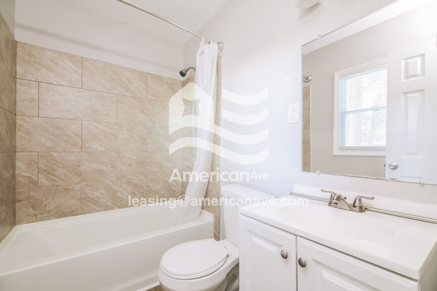 Building Photo - 5136 Wichita Dr