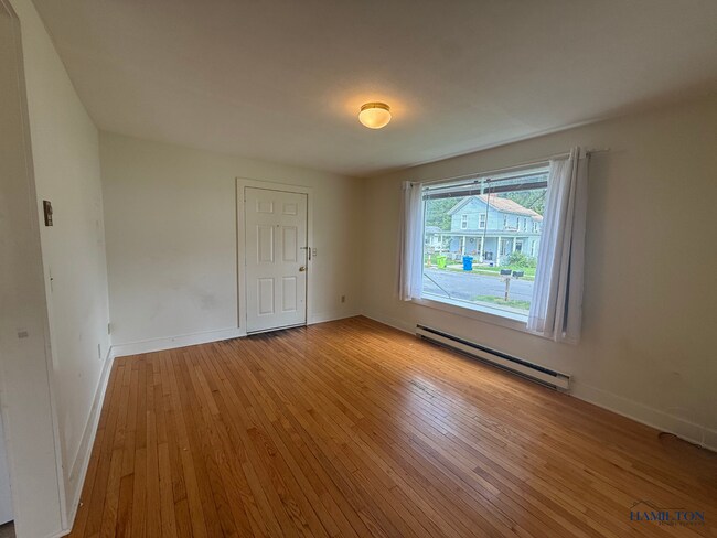 Building Photo - 35 Fayette St