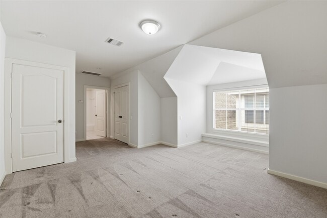Building Photo - 4424 Blossom St