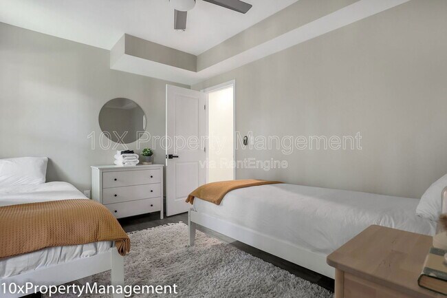 Building Photo - 566 Kimball Pl