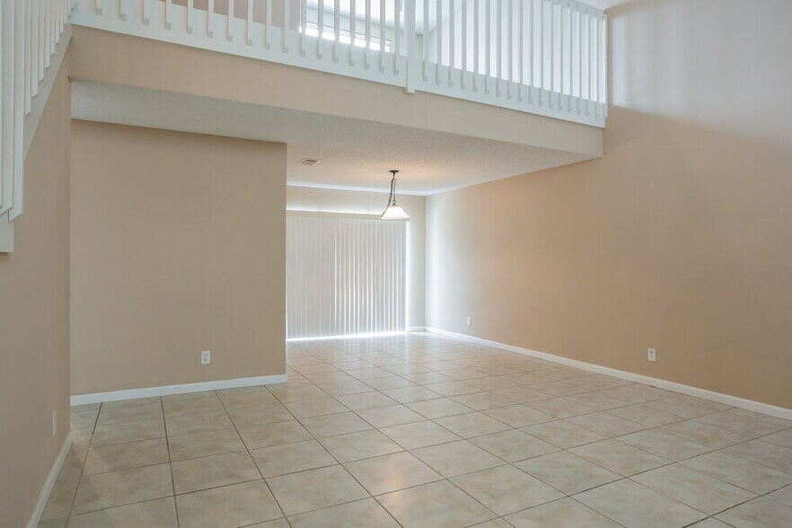 Building Photo - 7142 Davit Cir