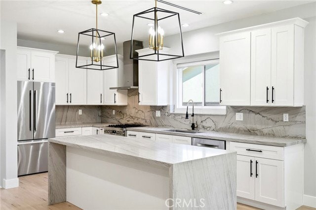 Building Photo - 4635 Kraft Ave