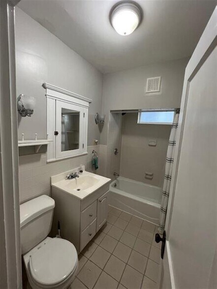 Building Photo - 78 Powder House Blvd