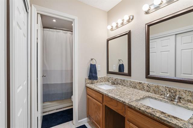 Building Photo - 1409 High Plains Dr