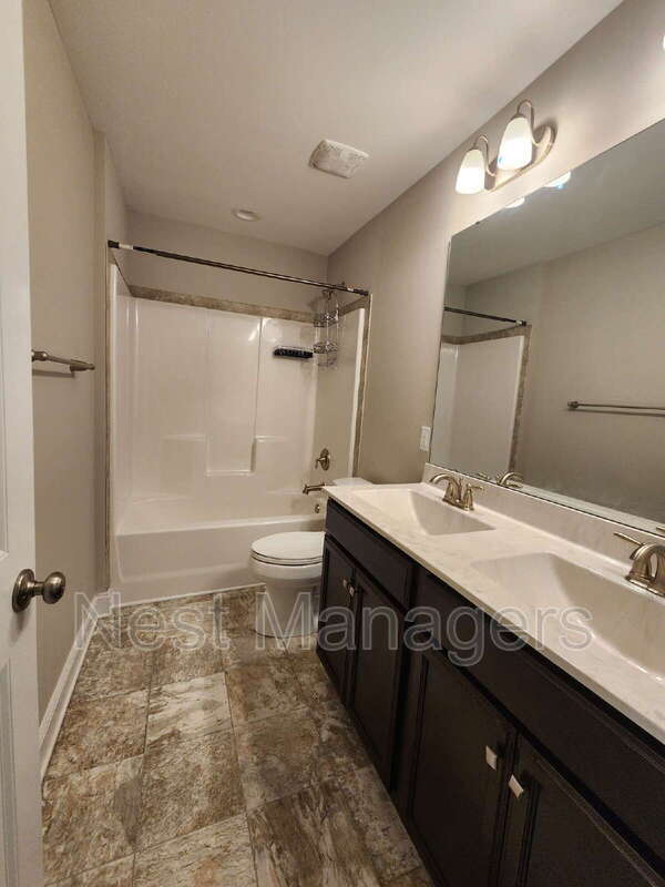 Building Photo - 3846 Standardbred Dr