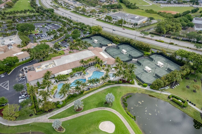 Building Photo - 8050 Aberdeen Dr