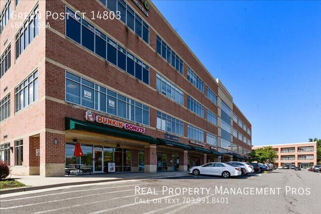 Building Photo - Green Post Ct 14803-