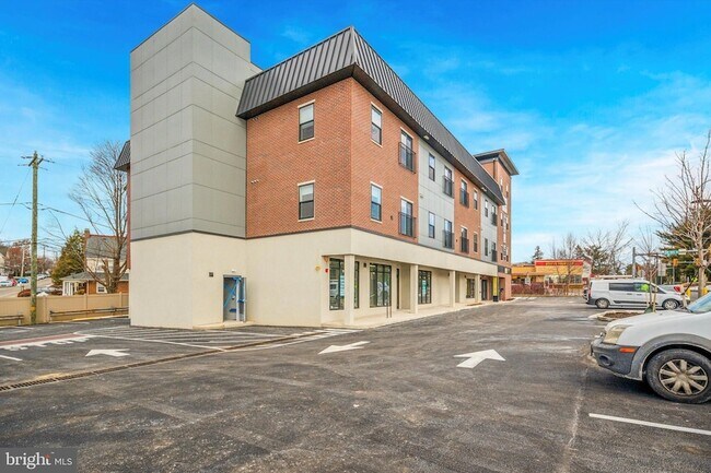 Building Photo - 501 Washington Ln