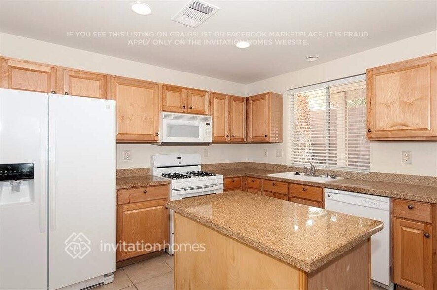 Building Photo - 8117 Chevoit Ct