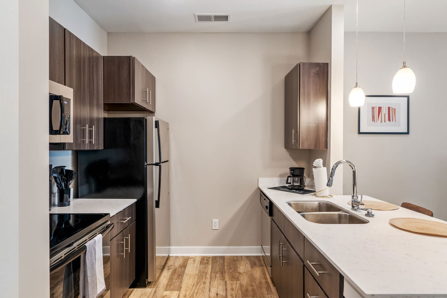 Building Photo - 530 Massachusetts Ave