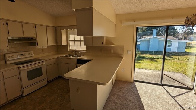 Building Photo - 4095 N Little Hawk Point
