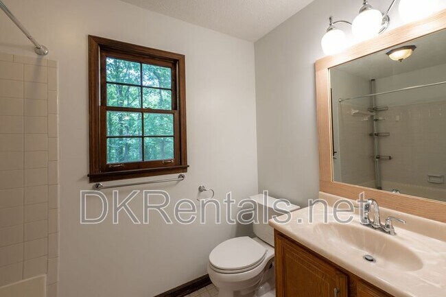 Building Photo - 3787 Etna Dr