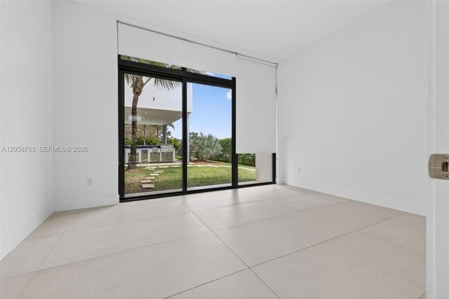 Building Photo - 16709 Botaniko Dr N