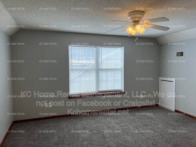 Building Photo - 8002 NW 79th Pl