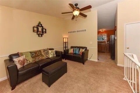 Building Photo - 511 Chapparal Dr